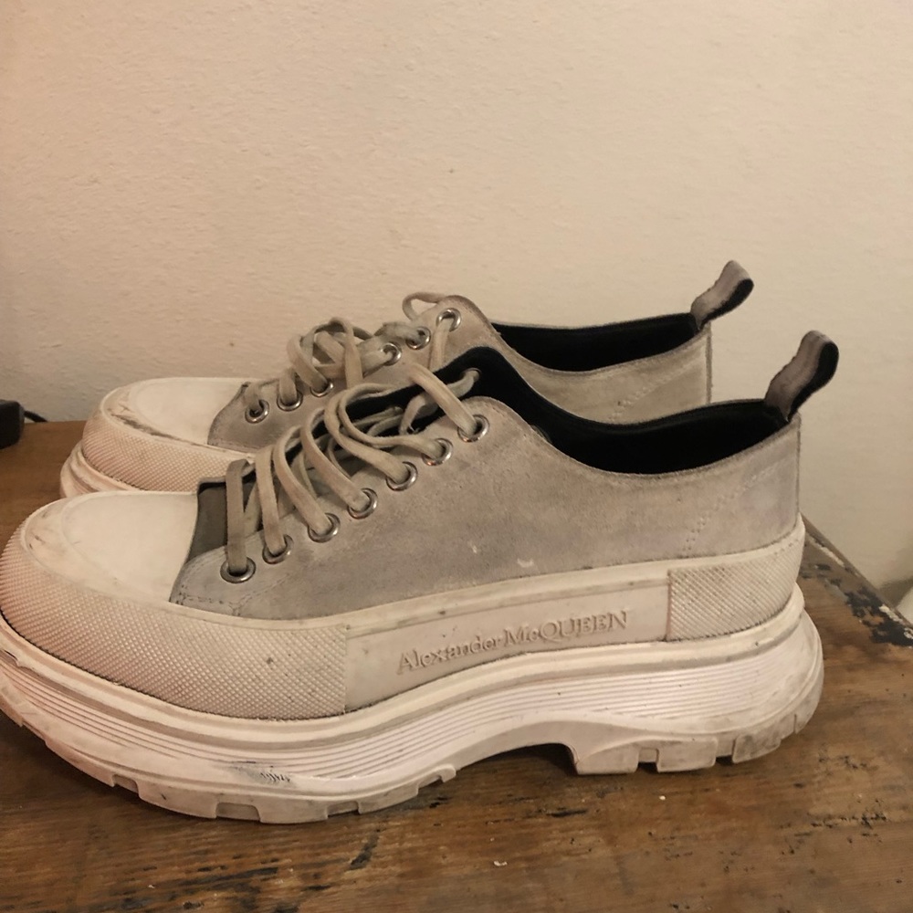Low oversize Alexander McQueen sneakers